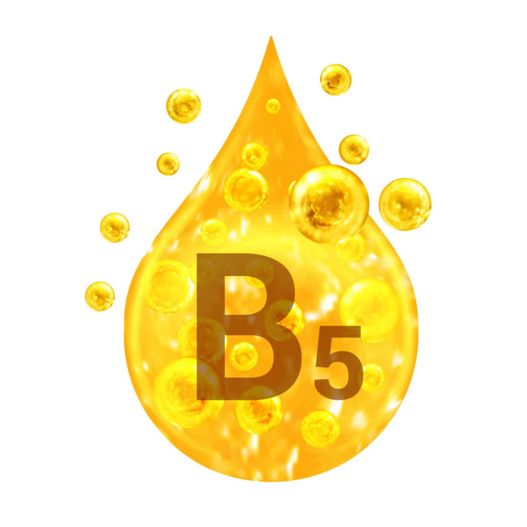Vitamin B5. Bilder goldener Tropfen und Kugeln mit Sauerstoffblasen. Gesundheitskonzept. Isoliert auf weißem Hintergrund 